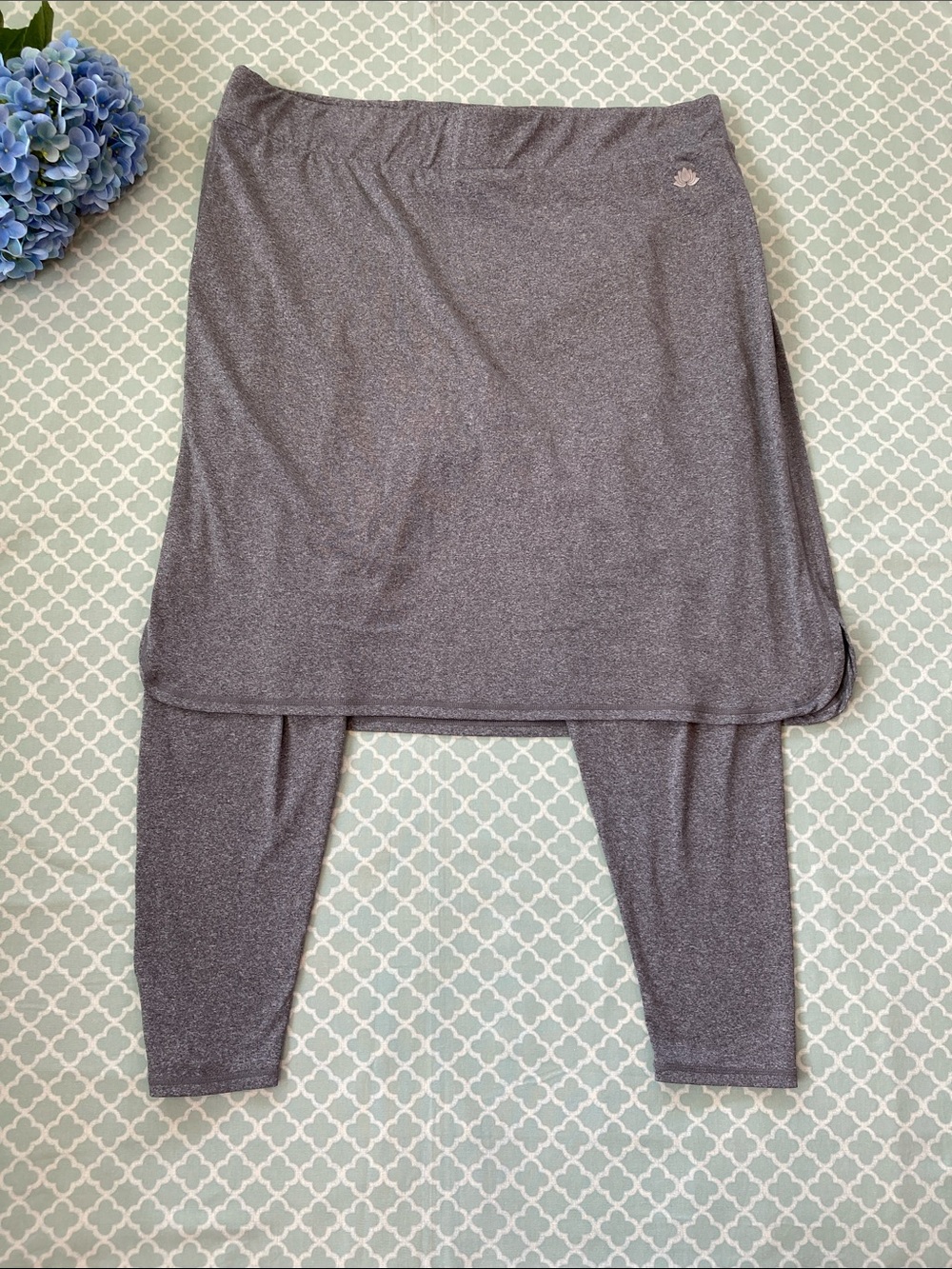 Snoga Heather Gray Marled Long Shirt Tail Skirt with Leggings 2X
